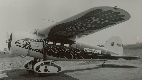 Lockheed 5-B Vega, NC105N